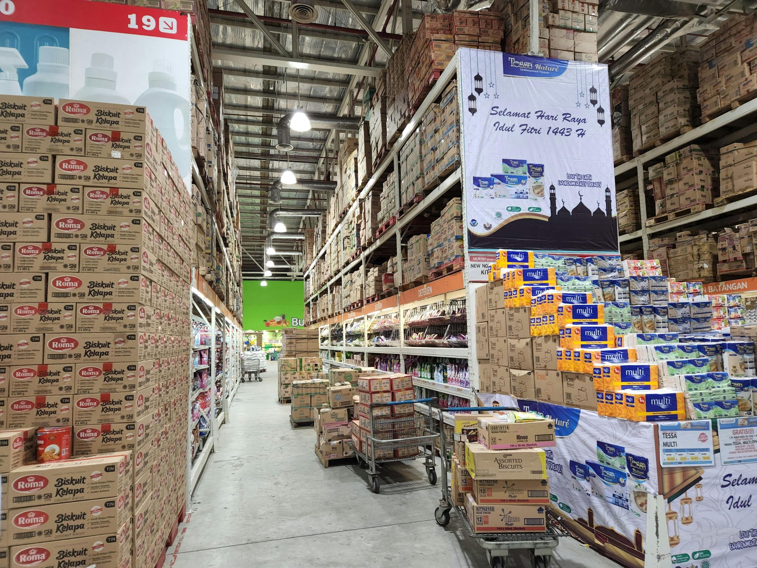Stocking surplus inventory with pallet racks